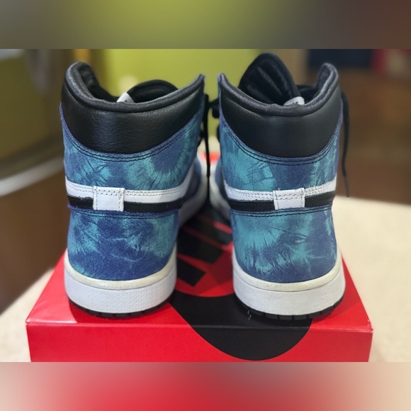 Jordan 1 Retro High Tie Dye OG - Picture 3 of 14